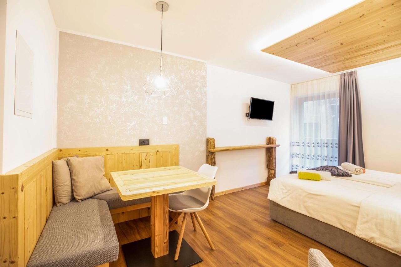 Chalet Osmar Suite 2 Campitello di Fassa Extérieur photo